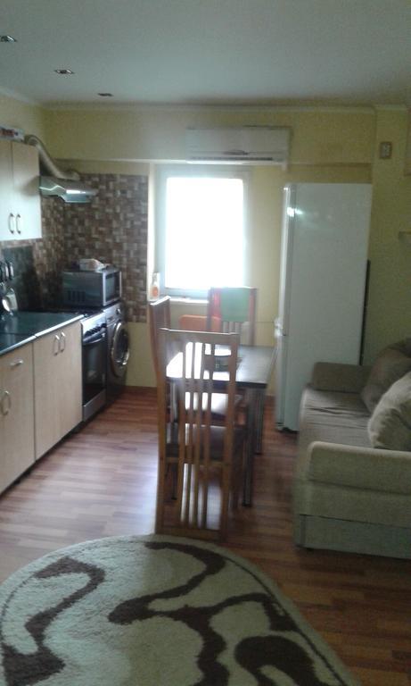 Ferienwohnung Garsoniera Delia Constanţa Exterior foto